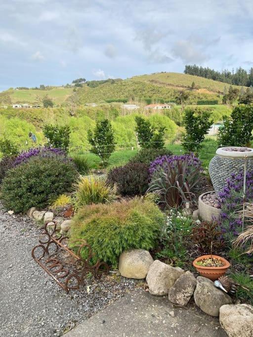 Maymorn Orchard Suites Upper Hutt Bagian luar foto