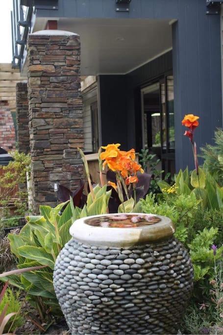Maymorn Orchard Suites Upper Hutt Bagian luar foto