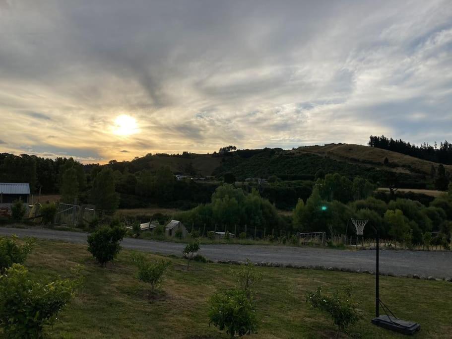 Maymorn Orchard Suites Upper Hutt Bagian luar foto